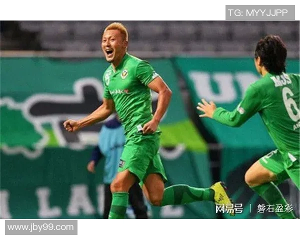 冈山绿锥与东京绿茵的激烈对决展现足球魅力与团队精神