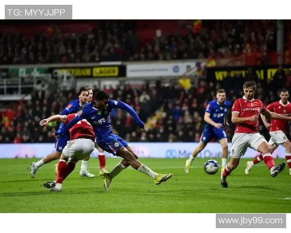 切尔西与曼联足总杯决赛今日上演巅峰对决球迷期待精彩瞬间