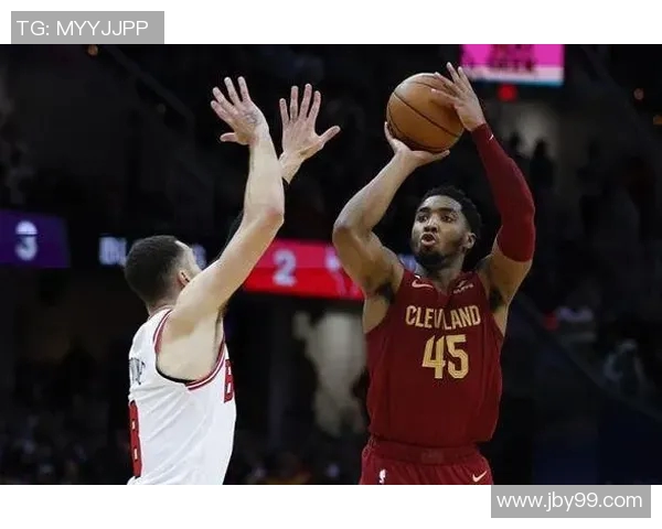 多诺万米切尔：从新秀到全明星的辉煌旅程与篮球梦想