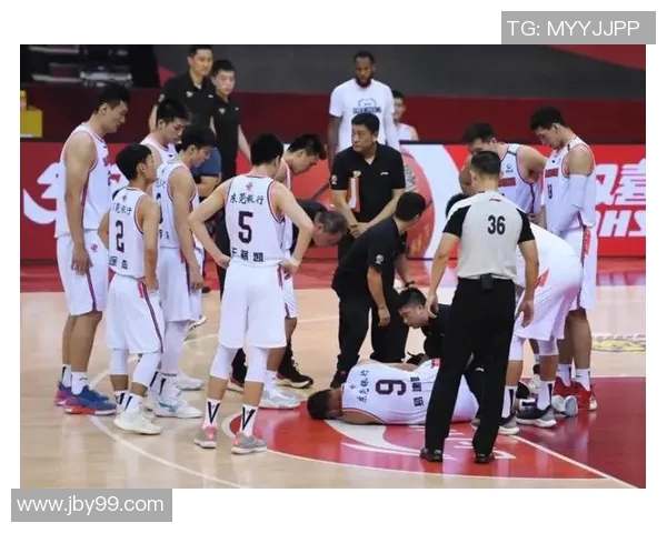 季后赛激战四川对决广东谁能在这场巅峰对决中笑到最后 季后赛激战四川对决广东谁能在这场巅峰对决中笑到最后