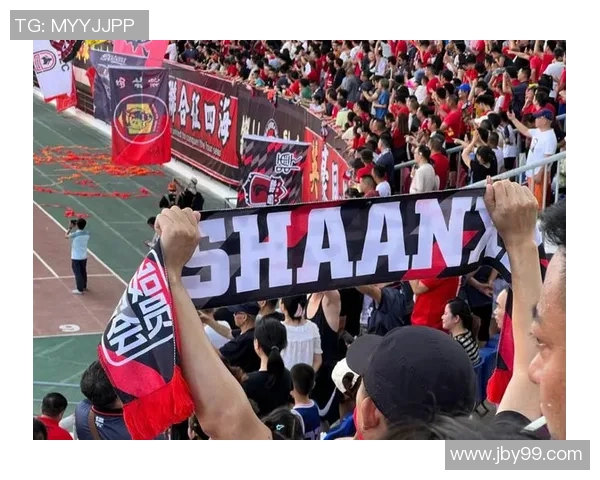 巴腾与希拉尔的巅峰对决谁将笑到最后引发球迷热议