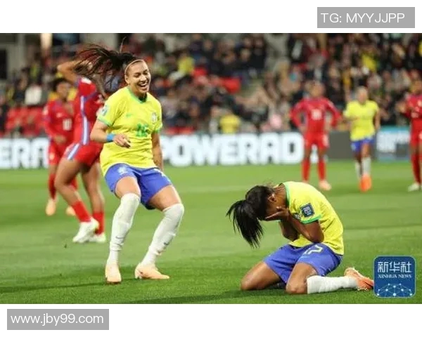 巴西女足与日本女足巅峰对决展现女子足球魅力与实力的较量