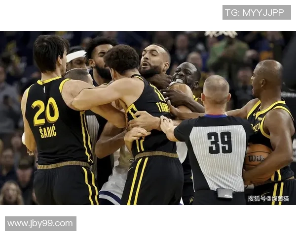 布鲁日与标准列日激战正酣比赛结果揭晓引发球迷热议