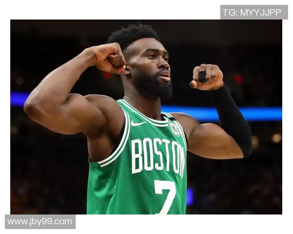 杰伦布朗：从新星到领袖的蜕变与未来展望