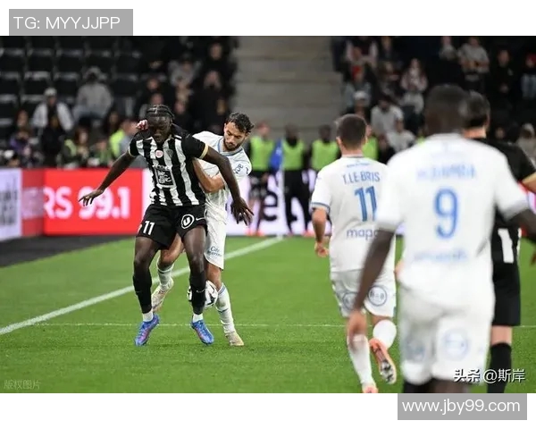 洛里昂主场迎战巴黎圣日尔曼期待精彩对决与激烈竞争