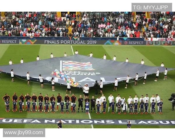 荷兰与英格兰初盘分析及投注建议详解