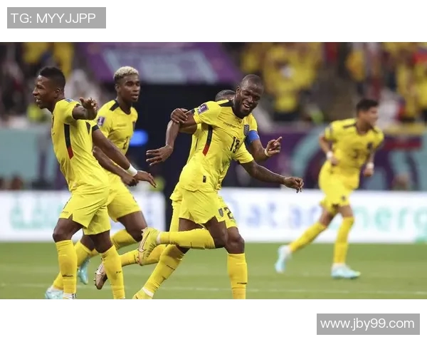 阿根廷与厄瓜多尔对决分析：战术布局与球员表现全解析