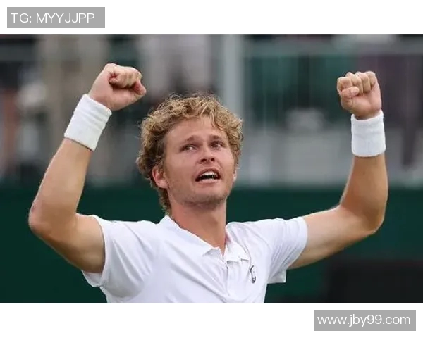 霍姆格伦复出首战展现统治力雷霆重建成功迎来新篇章