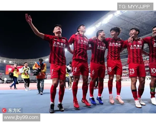 恒大与上港精彩对决录播回顾分析及赛后精彩瞬间分享